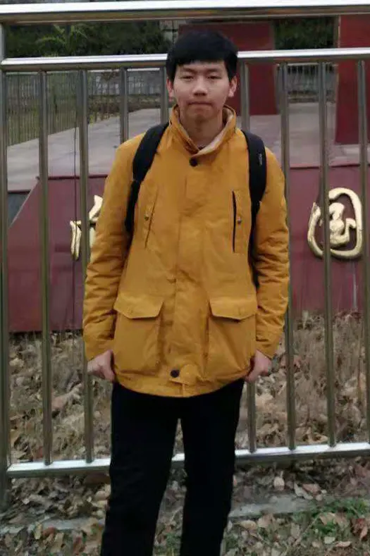 张立群的照片