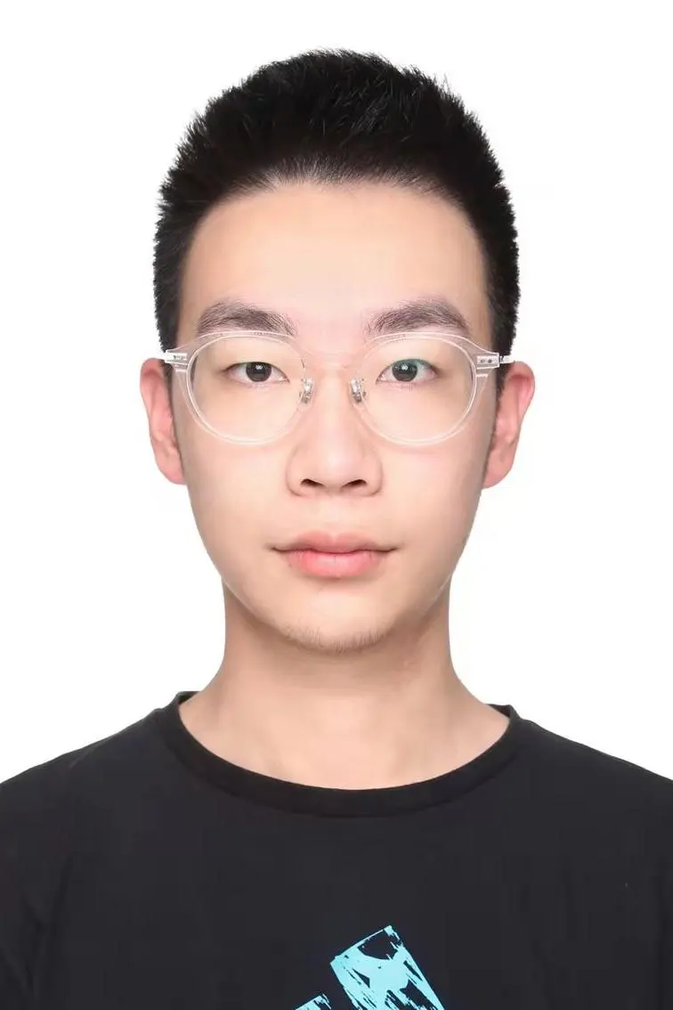 顾阳的照片